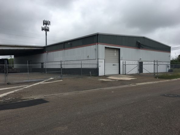1407 N 5th St, Harlingen, TX 78550